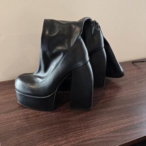 Black Platform Boots